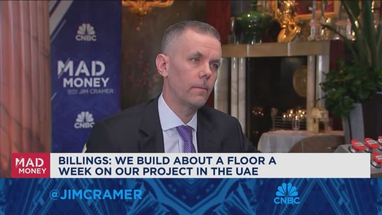 We build about a floor a week at our project in the UAE, says Wynn Resorts CEO